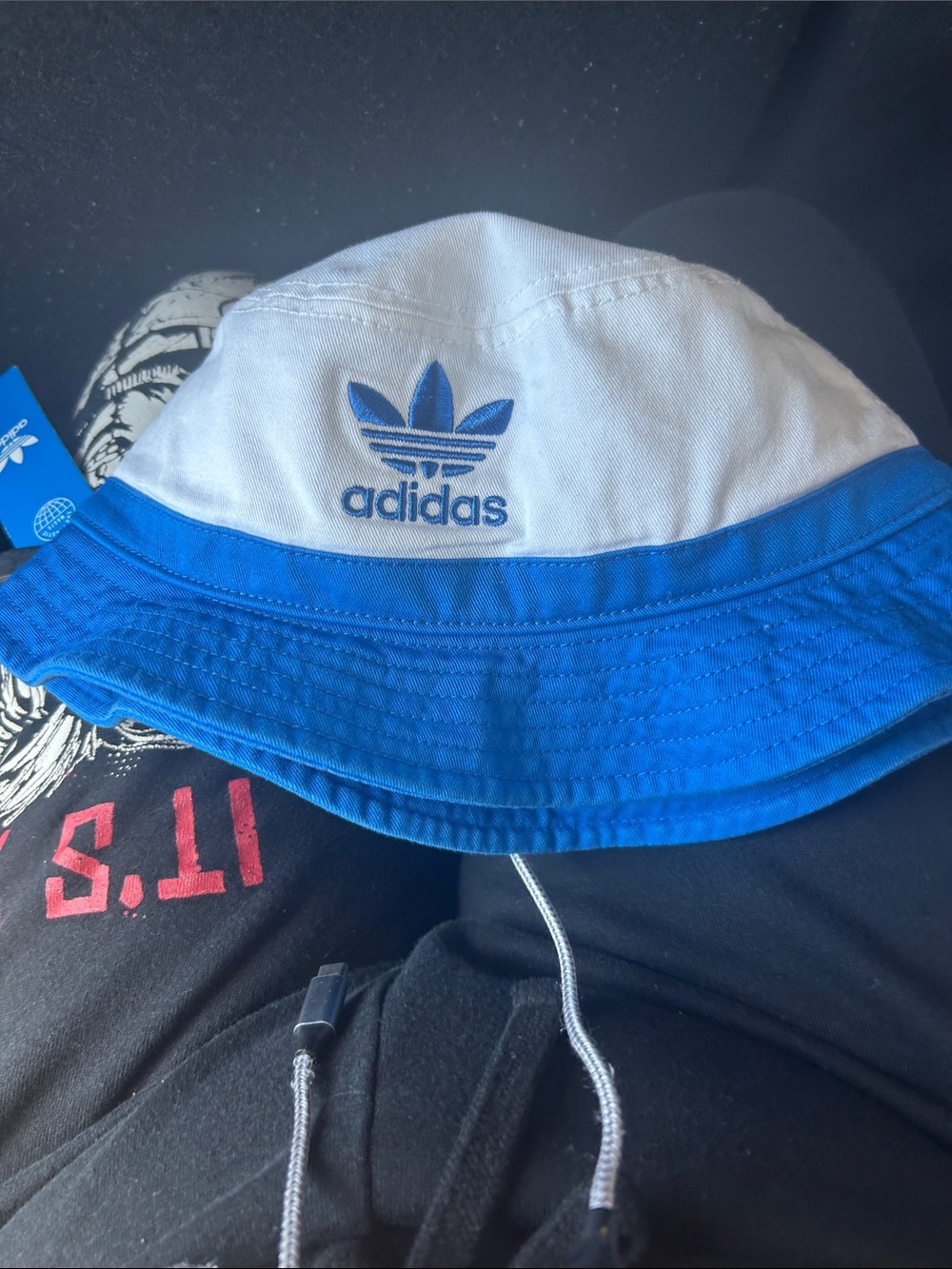 adidas Two-Tone Trefoil Bucket Hat - White & Blue